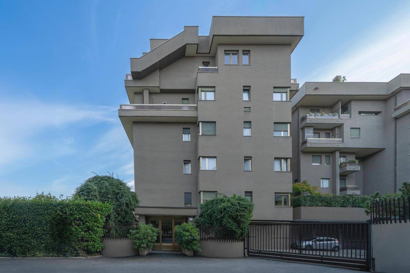 Villa Olmo Cozystay Como Bagian luar foto
